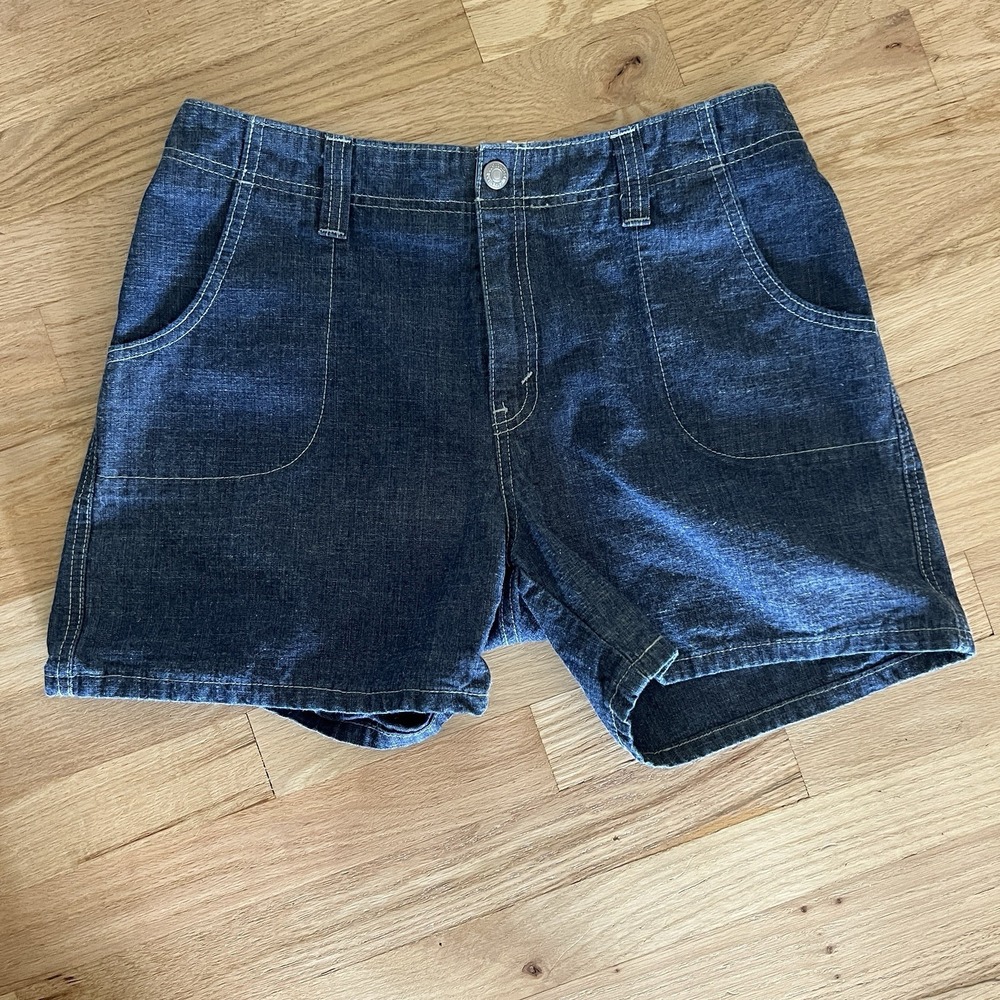 Levis Jeans Shorts Size 10 Blue Cotton Denim Patch Pockets Vintage Retro Style